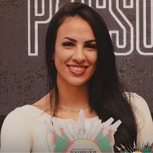 Meet your Posher, Laís